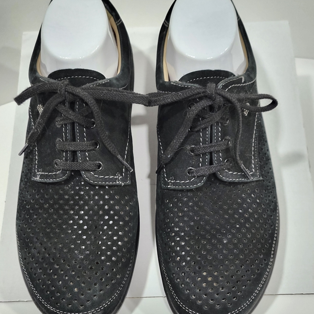Finn Comfort Women's Black Perforated Loafers Size 6.5 Or 9 Lightly Worn